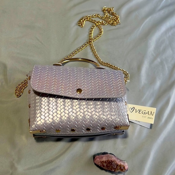 💜NEW💜 Vegan EST. 2005 Cross Body Purse - Picture 1 of 10